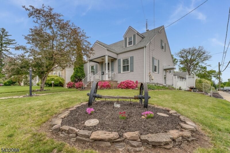 Property Photo:  38 Eastern States Pkwy  NJ 08876 