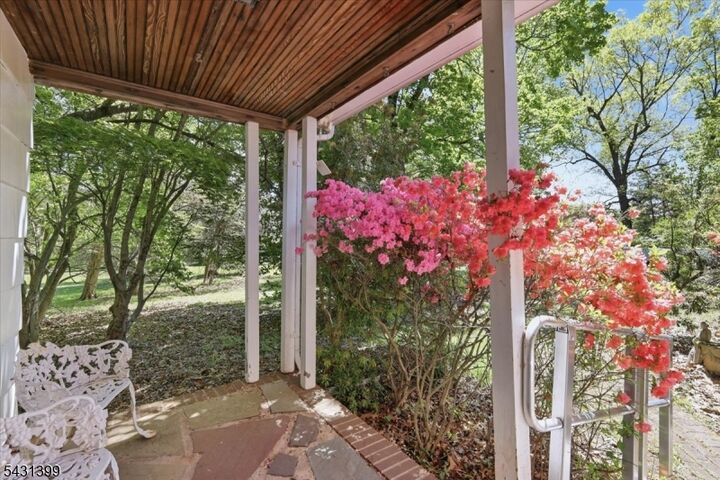 Property Photo:  9 Roosevelt Rd  NJ 08889 