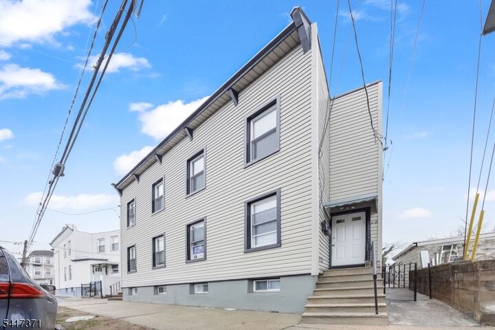 Property Photo:  88 Devon St  NJ 07032 