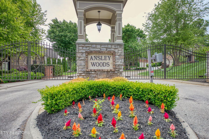 Property Photo:  1243 Ansley Woods Way  TN 37923 