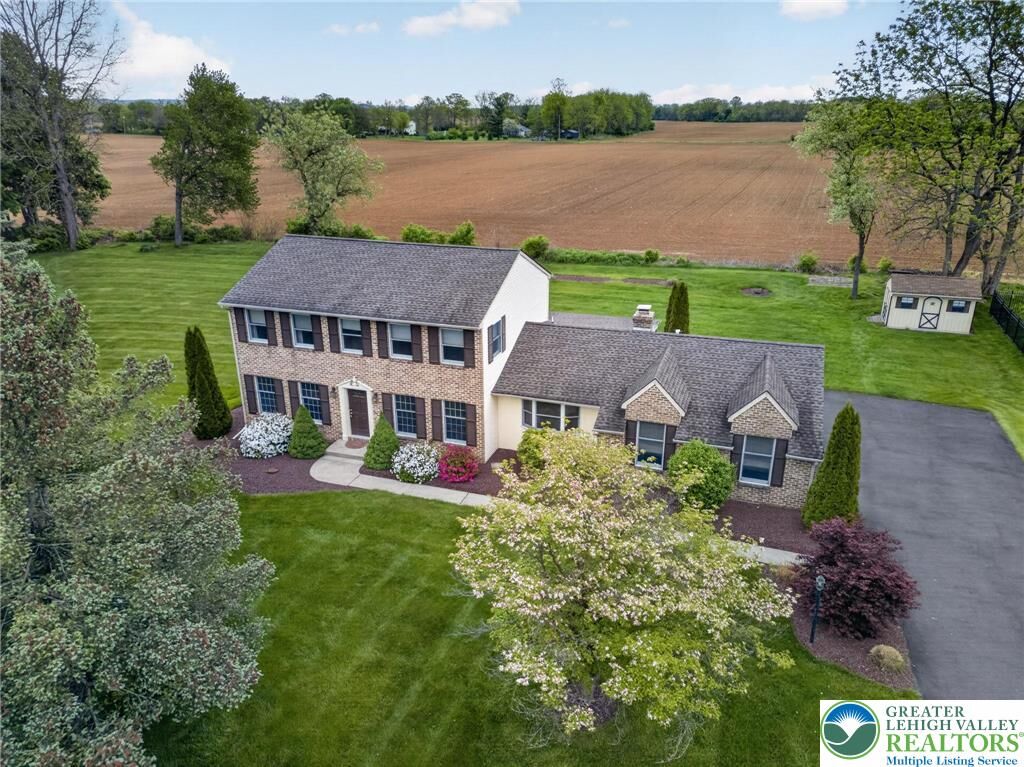 Property Photo:  7098 Limerick Square  PA 18017 
