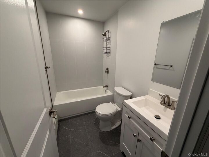 Property Photo: 100 Clarewood Drive 2K NY 10706