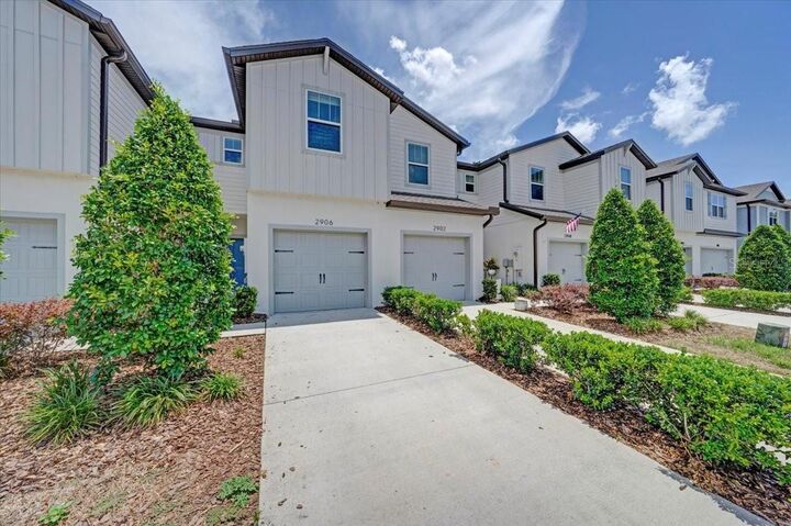 Property Photo:  2906 Deer Pine Trail  FL 34638 