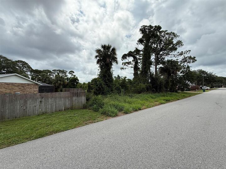 Property Photo:  6675 Miraflores Avenue  FL 32927 