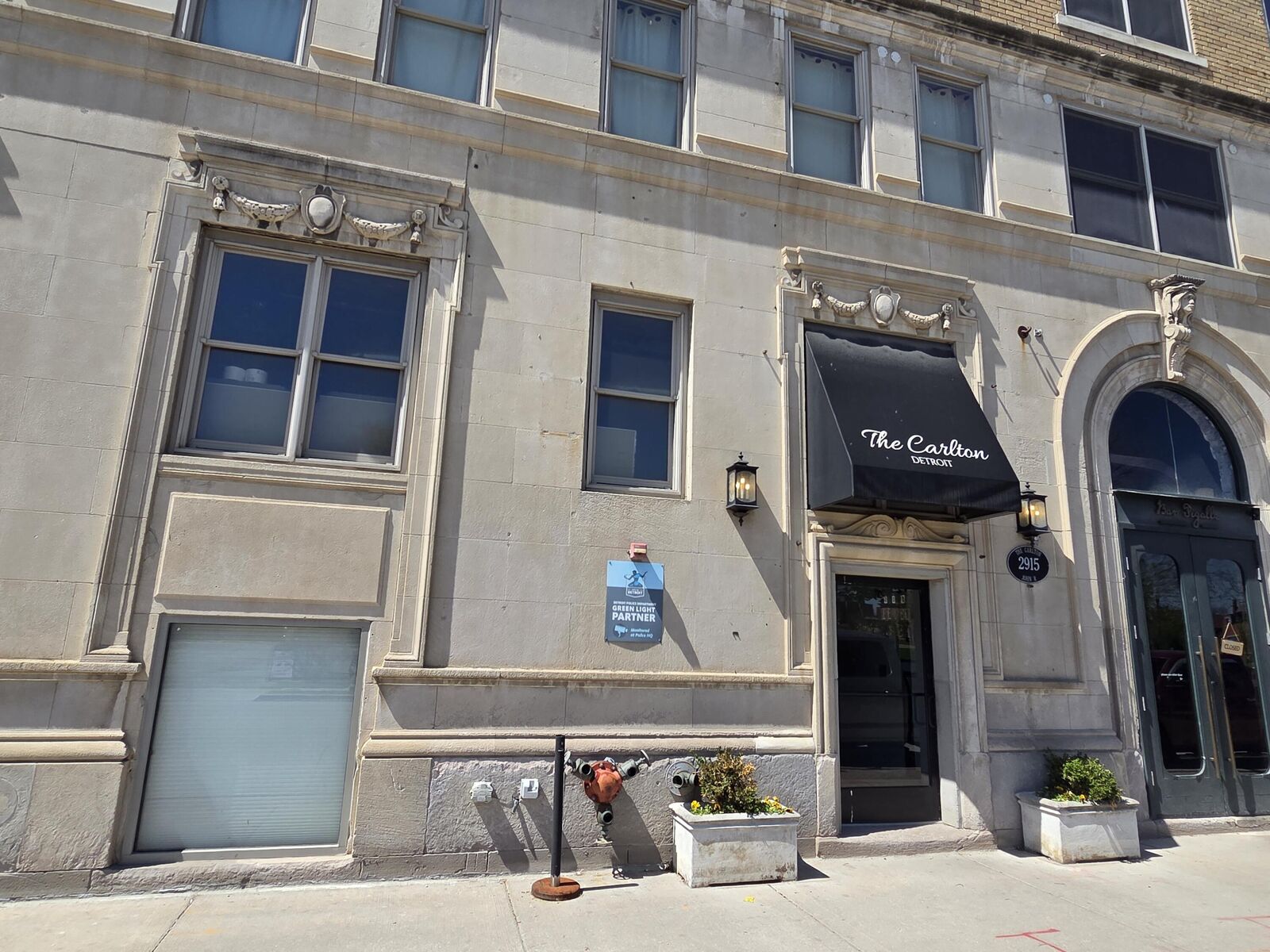 Property Photo:  2915 John R Street  MI 48201 