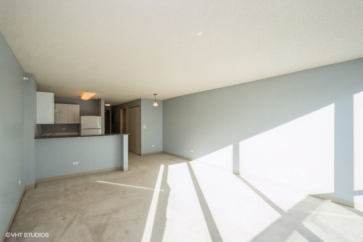 Property Photo:  2 E Erie Street 1804  IL 60611 