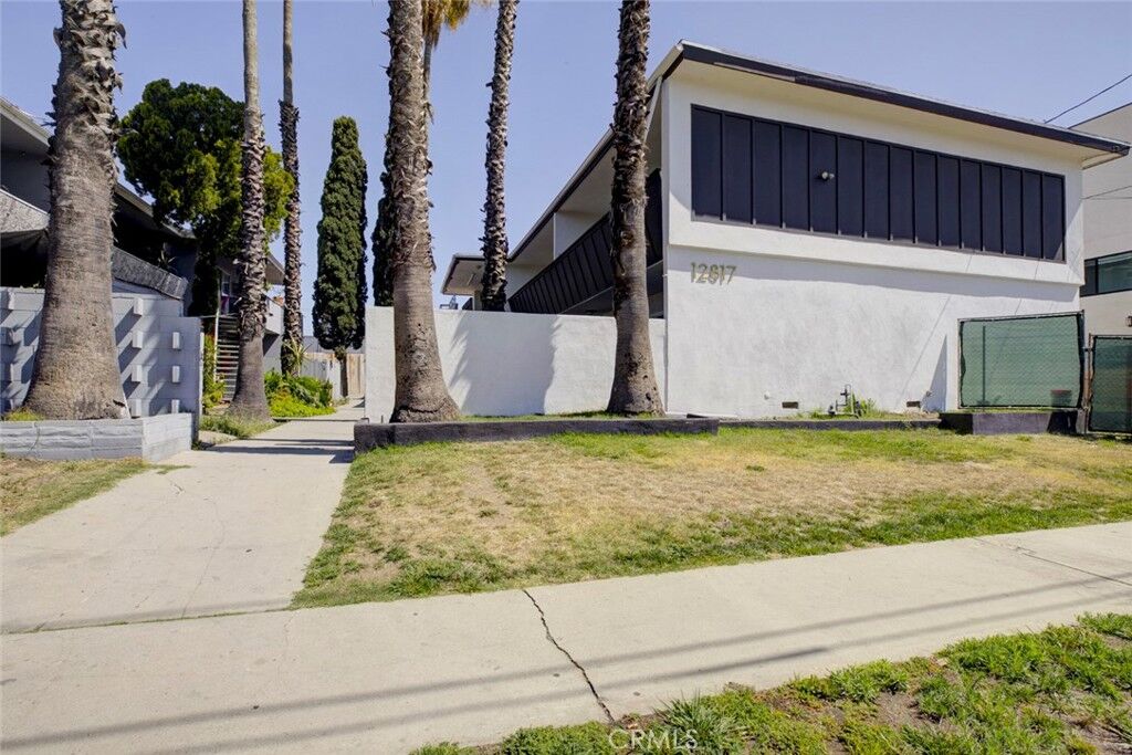 Property Photo:  12817 Barbara Ann  CA 91605 