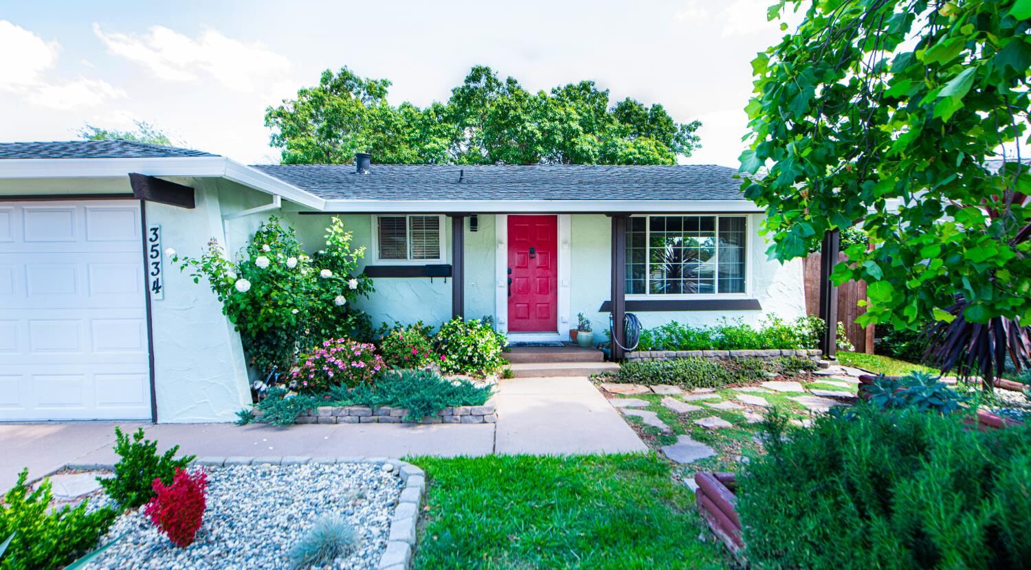 Property Photo:  3534 3534 Huntsman Drive  CA 95826 