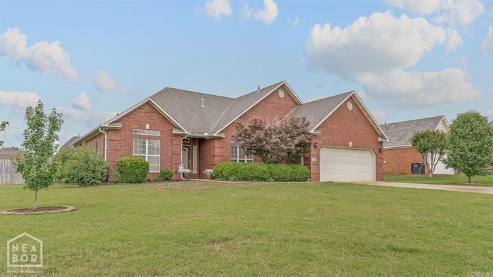 Property Photo:  2112 Quarry Cove  AR 72404 