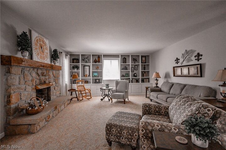 Property Photo:  7224 Oak Drive  OH 44514 