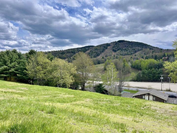 Property Photo:  576 Francestown Road  NH 03442 