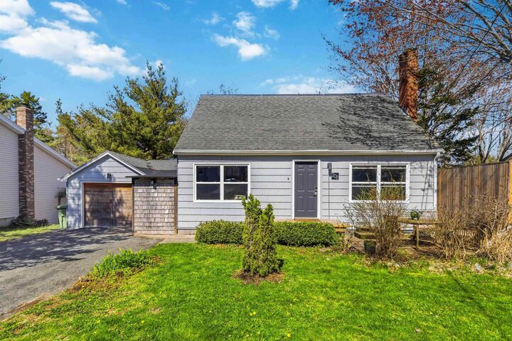 Property Photo:  208 Donaldson Avenue  NS B3M 3B5 