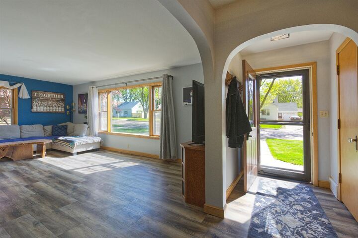 Property Photo:  117 Fir Street S  MN 55354 