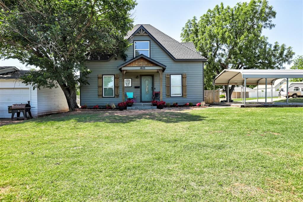 Property Photo:  1823 W Mansur  OK 73044 