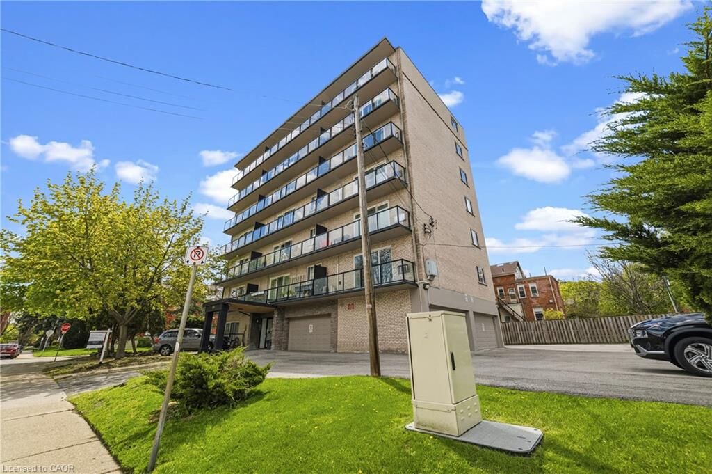 Property Photo:  326 Hunter Street E 203  ON L8N 1N6 