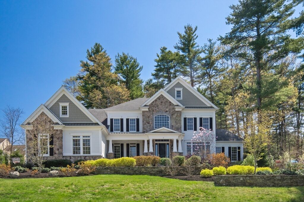 Property Photo:  9 Schaffner Ln  MA 02030 