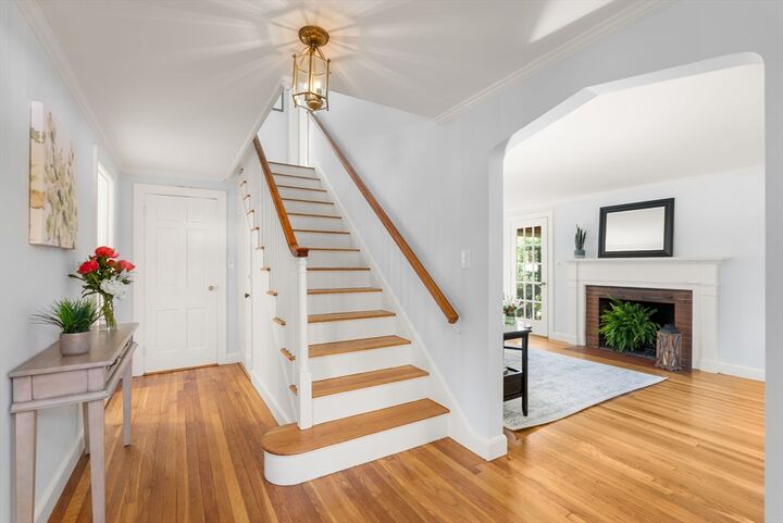 Property Photo:  215 Cross St  MA 02478 