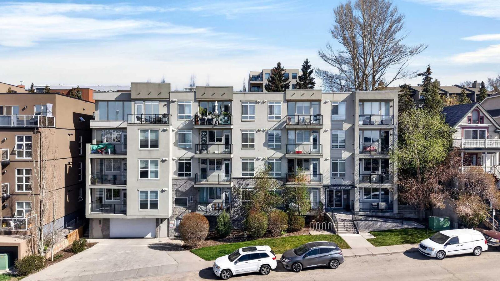 Property Photo:  540 5 Avenue NE 206  AB T2E 0L2 