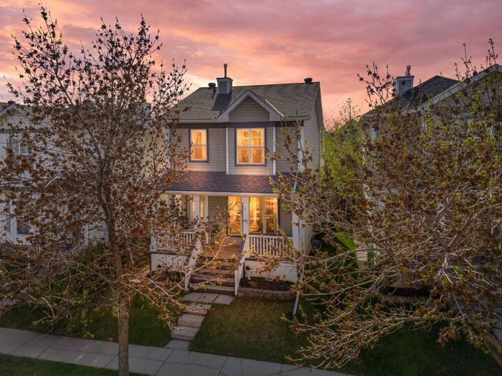 Property Photo:  67 Prestwick Crescent SE  AB T2Z 3S5 