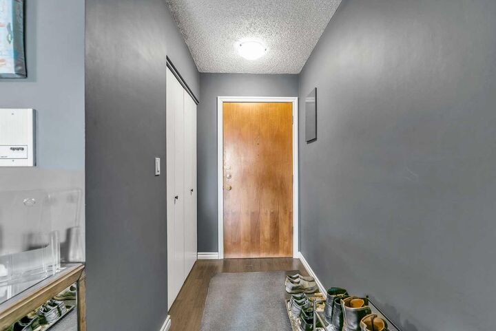 Property Photo:  1001 68 Avenue SW 305  AB T2V 4X1 