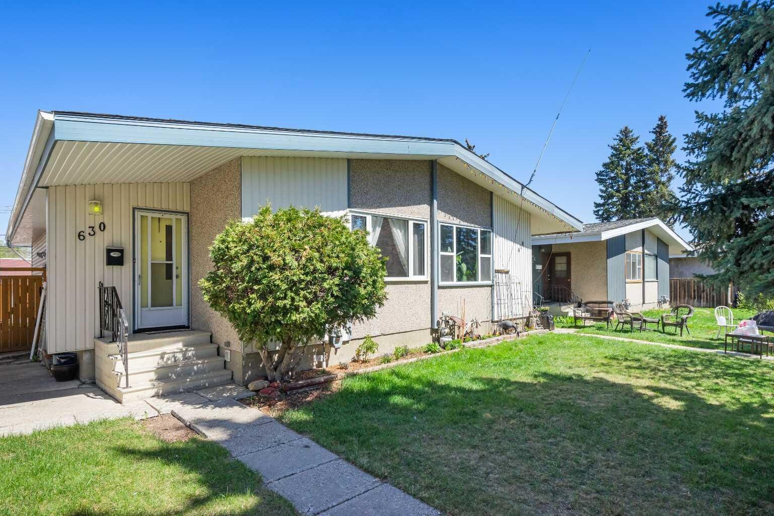 Property Photo:  630 69 Avenue SW  AB T2V 0N9 