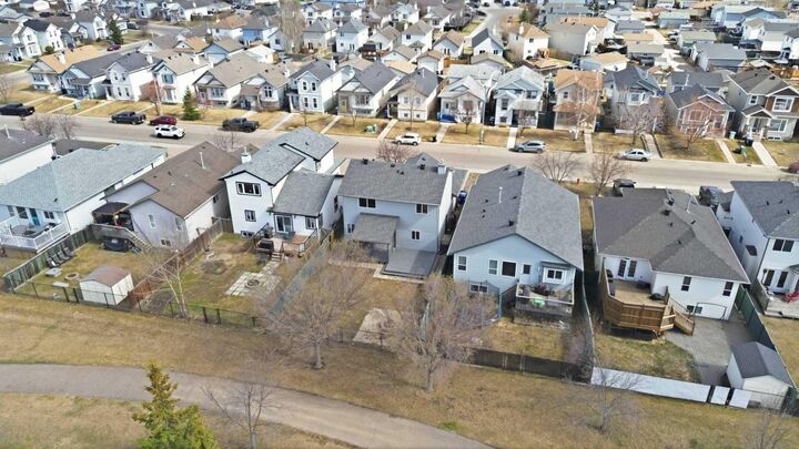 Property Photo:  178 St. Laurent Way  AB T9K 2K1 