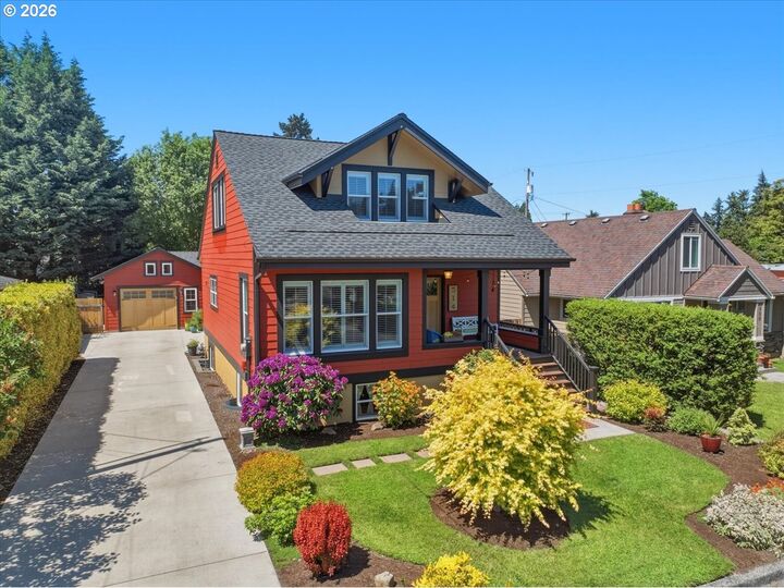 Property Photo:  514 Beech St  WA 98661 