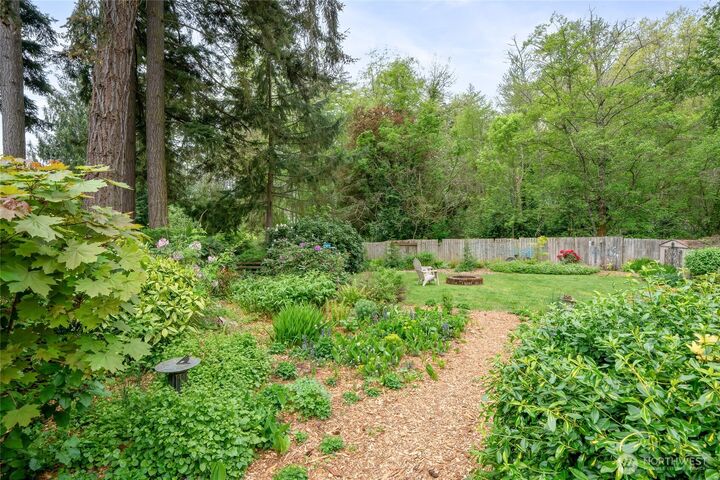 Property Photo:  9726  F Street E  WA 98445 