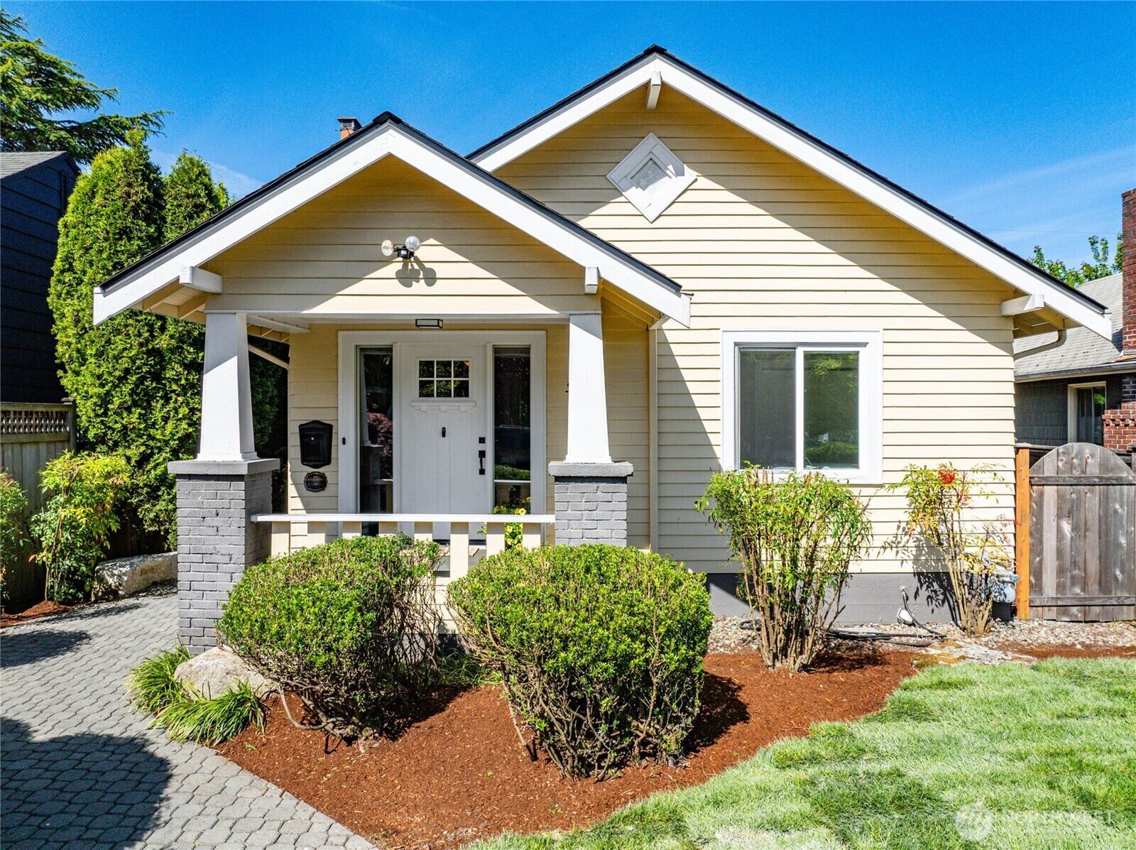 Property Photo:  3033  44th Avenue SW  WA 98116 