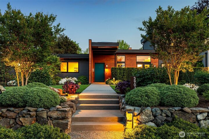 Property Photo:  3901 E McGilvra Street  WA 98112 