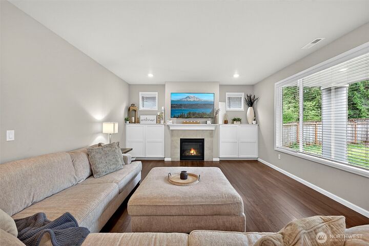 Property Photo:  18506  128th Avenue Ct E  WA 98374 