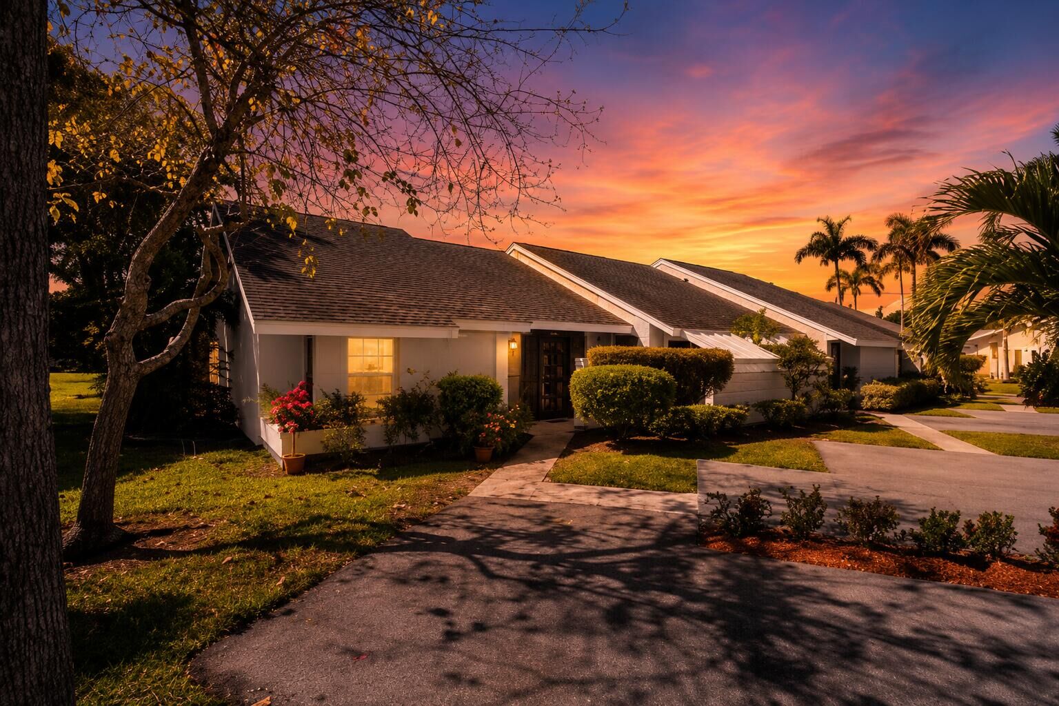 Property Photo:  10776 Waterberry Drive  FL 33498 