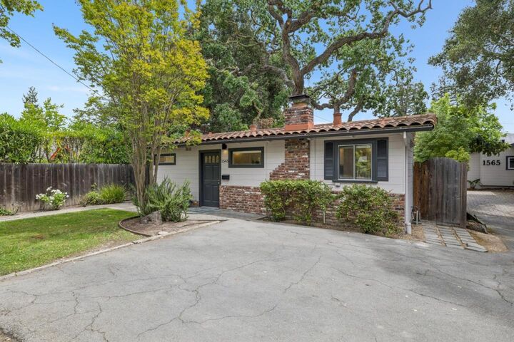Property Photo:  1545-1565 Stanford Avenue  CA 94306 