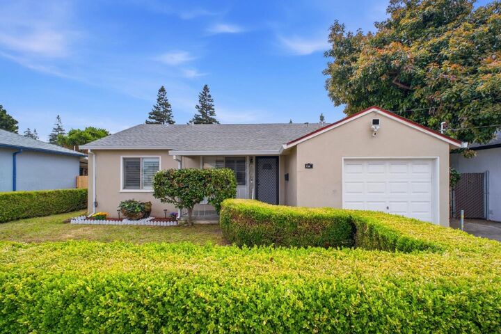 Property Photo: 124 Fagundes Street CA 94544