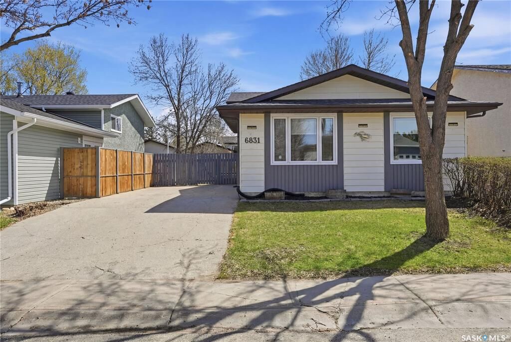 Photo de la propriété:  6831 Whelan Drive  SK S4X 3W2 