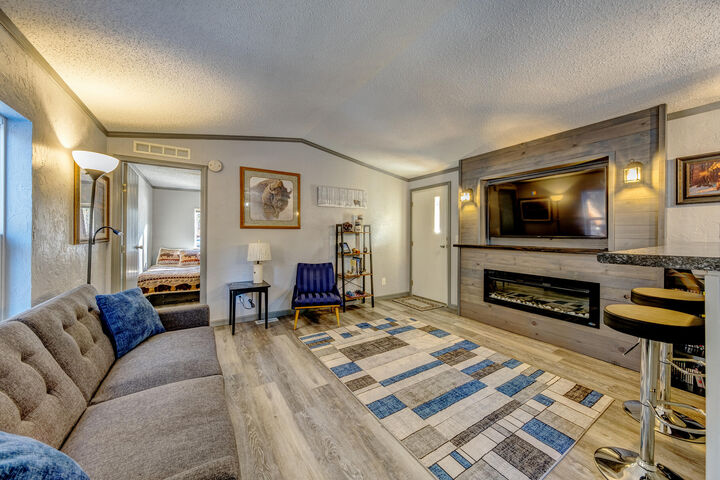 Property Photo: 7 Pine Dale Avenue WY 82842