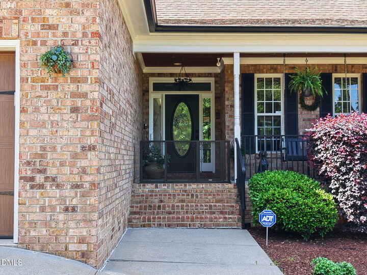 Property Photo:  10 Georgetown Woods Drive  NC 27596 