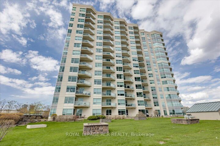 Property Photo: 6 Toronto Street 306 ON L4N 9R2
