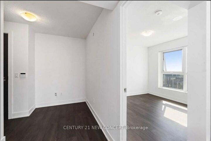 Property Photo: 7 Mabelle Avenue 3509 ON M9A 0C9