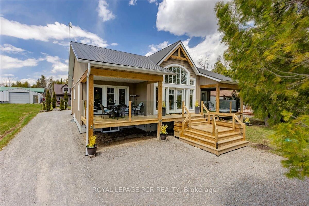 Property Photo: 1093 North Bay Drive ON K0M 2B0