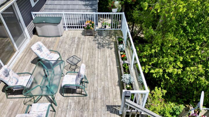 Property Photo: 340 Barney's Boulevard ON N0H 1Z0