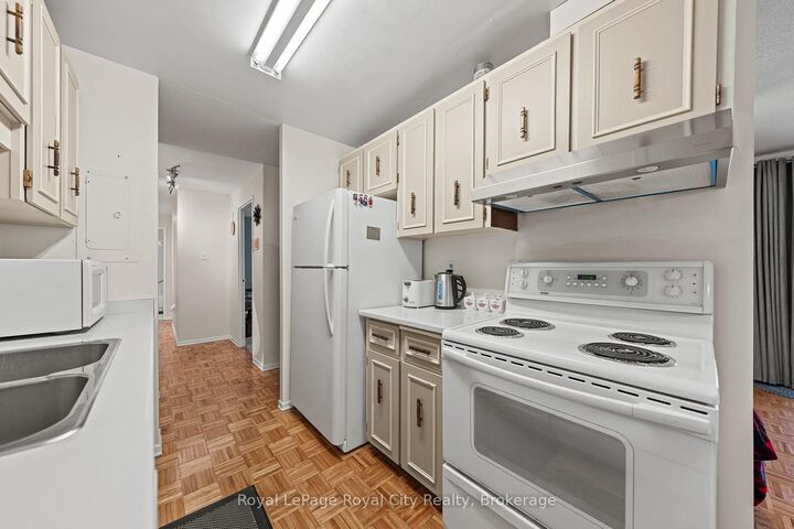 Property Photo: 234 Willow Road 102 ON N1H 7C6