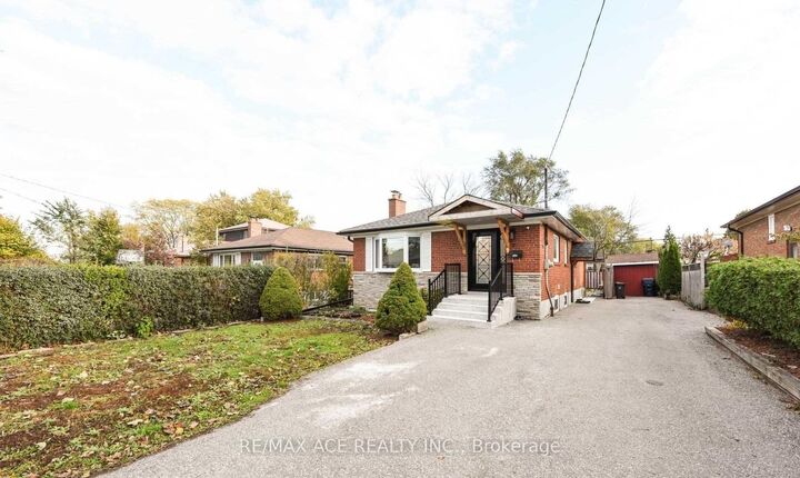 7 Ellie Drive — photo 1