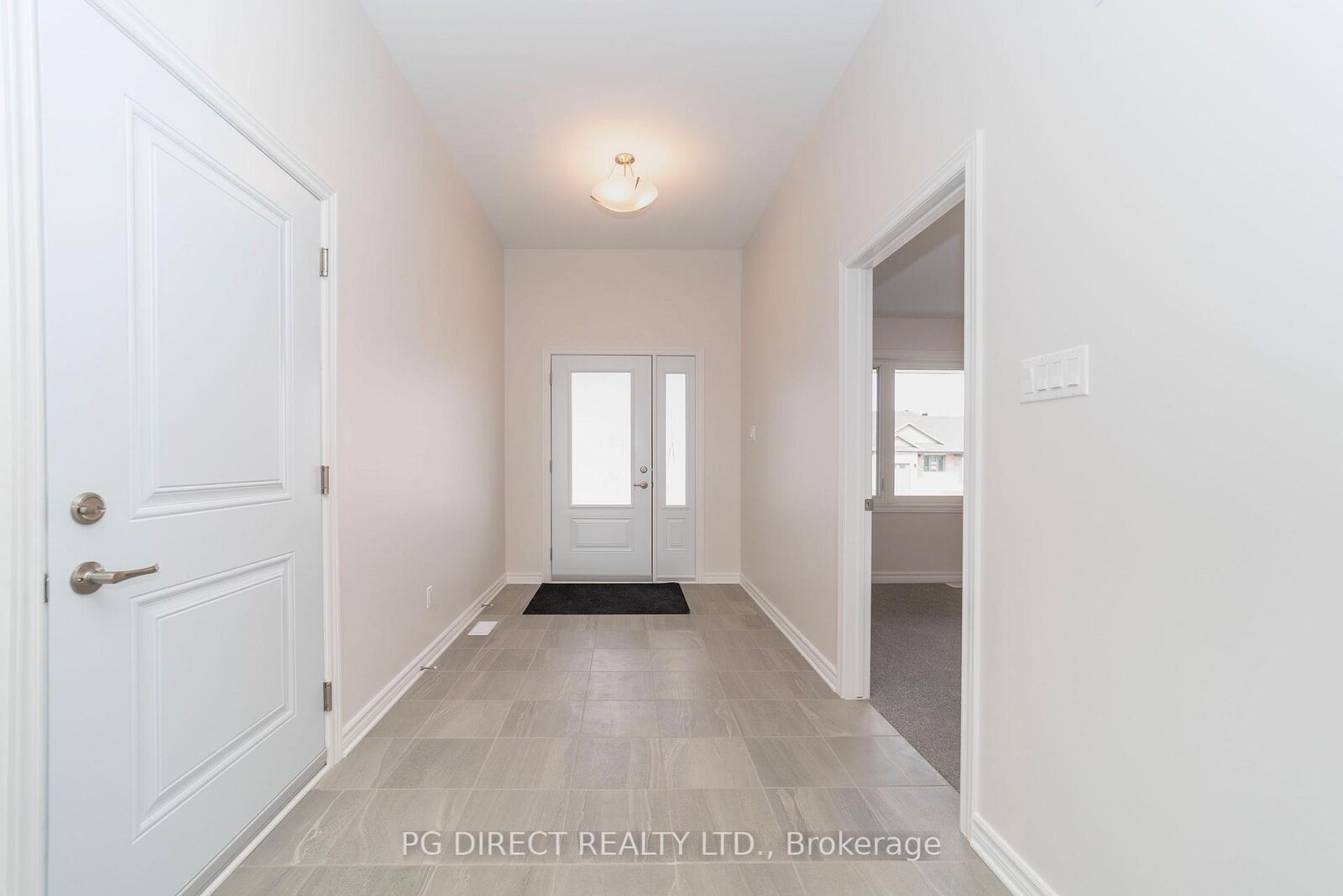 Property Photo: 2 Yade Road ON K7S 0H9