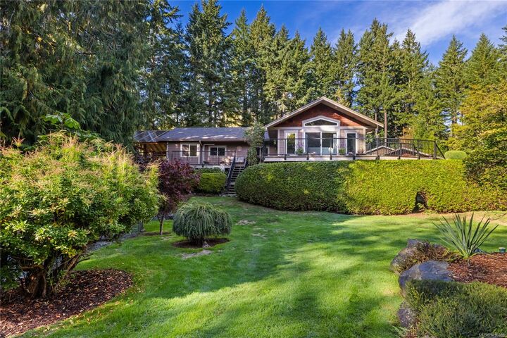 Property Photo: 3061 Renfrew Rd BC V8H 2E4