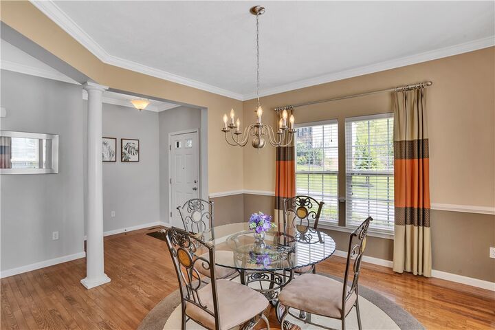 Property Photo: 1003 Timber Run Dr PA 15057