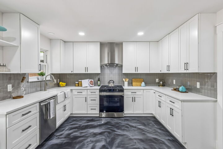 Property Photo: 8921 Corran Ferry Drive TX 78749