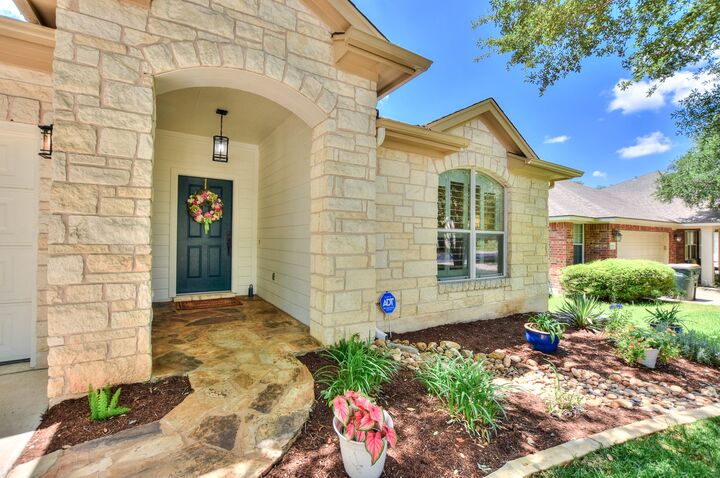 Property Photo:  7610 Spanish Dove Court  TX 78628 