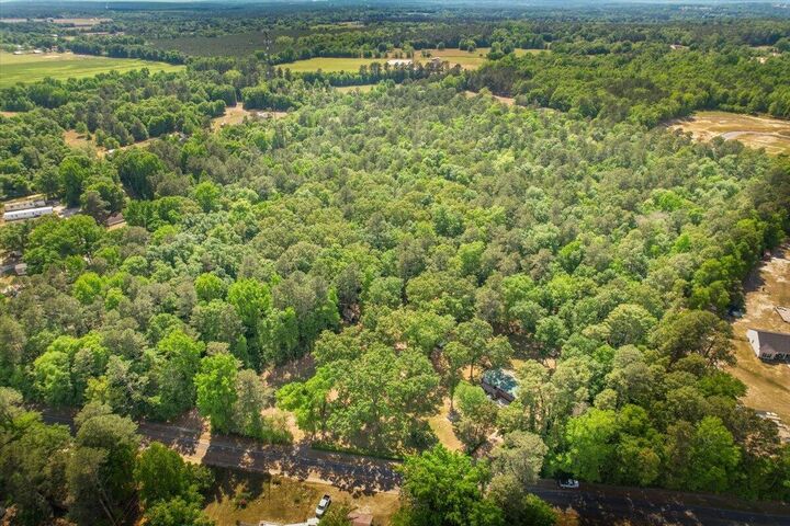 Property Photo:  800 Old Whiskey Road S  SC 29809 