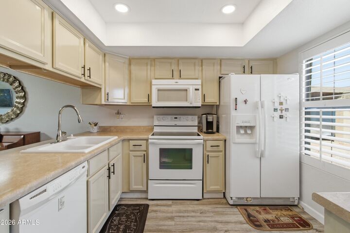 Property Photo: 7705 E Mariposa Way AZ 85208